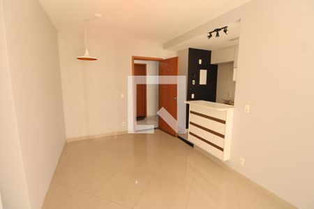 Sala de apartamento para alugar com 2 quartos, 52m² em Todos Os Santos, Rio de Janeiro