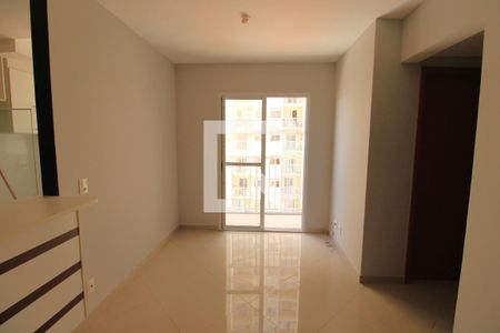 Sala de apartamento para alugar com 2 quartos, 52m² em Todos Os Santos, Rio de Janeiro