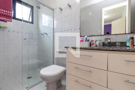 Apartamento à venda com 136m², 4 quartos e 2 vagasBanheiro da Suíte 2