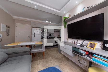 Sala de apartamento à venda com 2 quartos, 44m² em Sítio da Figueira, São Paulo