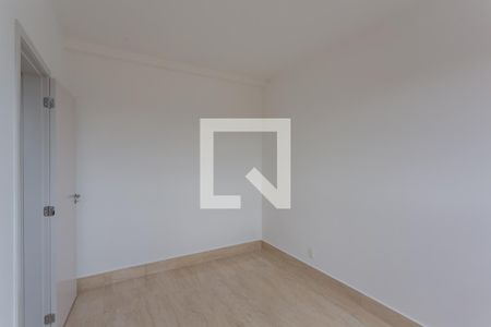 Quarto 1 de apartamento à venda com 2 quartos, 60m² em Esplanada, Belo Horizonte