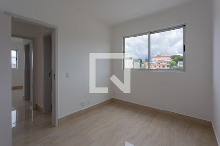 Quarto 1 de apartamento à venda com 2 quartos, 60m² em Esplanada, Belo Horizonte