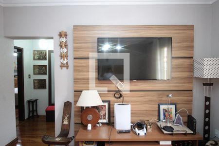 Sala de TV de casa à venda com 5 quartos, 332m² em Planalto, Belo Horizonte