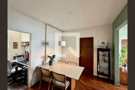 Sala de apartamento à venda com 3 quartos, 100m² em Coracao de Jesus, Belo Horizonte