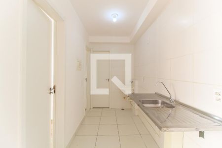 Apartamento para alugar com 36m², 2 quartos e sem vaga Apartamento para alugar com 36m², 2 quartos e sem vagaCozinha e Área de Serviço