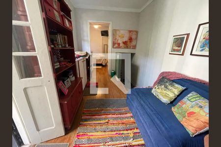 Casa à venda com 160m², 4 quartos e 2 vagasSuíte 2