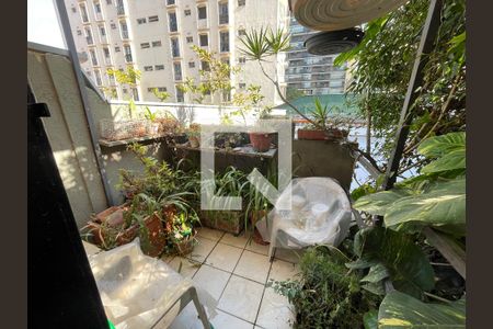 Casa à venda com 160m², 4 quartos e 2 vagasVaranda