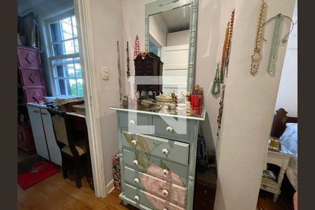 Casa à venda com 160m², 4 quartos e 2 vagasQuarto