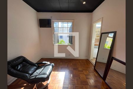 Casa à venda com 160m², 4 quartos e 2 vagasSala - casa 2