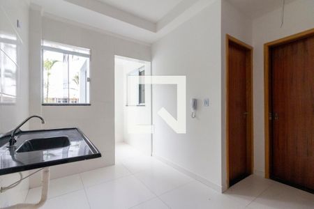 Sala de apartamento para alugar com 2 quartos, 34m² em Itaquera, São Paulo