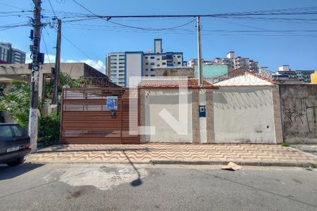 Casa para alugar com 130m², 3 quartos e 3 vagasFachada