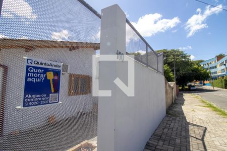 Casa para alugar com 40m², 1 quarto e 1 vaga Casa para alugar com 40m², 1 quarto e 1 vagaPlaca