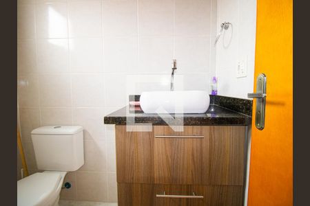 Apartamento à venda com 77m², 2 quartos e 2 vagasBanheiro 2
