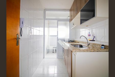 Apartamento à venda com 77m², 2 quartos e 2 vagasCozinha