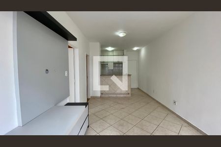 Sala de apartamento para alugar com 1 quarto, 50m² em Buritis, Belo Horizonte