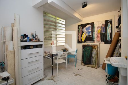 Sala 3,  armário e bancada de trabalho  de apartamento à venda com 1 quarto, 90m² em Itaim Bibi, São Paulo