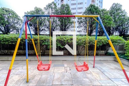 Apartamento à venda com 90m², 3 quartos e 1 vagaPlayground