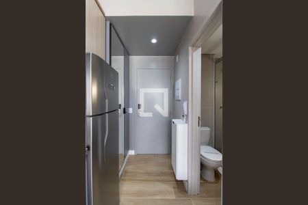 Apartamento para alugar com 22m², 1 quarto e sem vagaEntrada - Armário