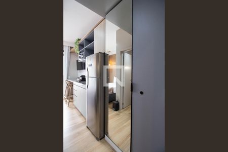 Apartamento para alugar com 22m², 1 quarto e sem vagaEntrada - Armário