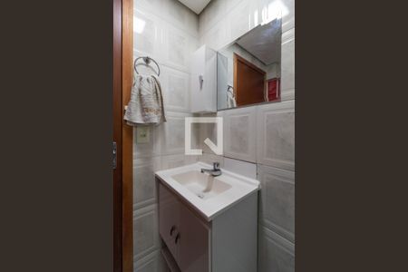 Casa à venda com 200m², 2 quartos e sem vagaBanheiro 