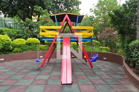 Apartamento à venda com 65m², 2 quartos e 1 vagaÁrea comum - Playground