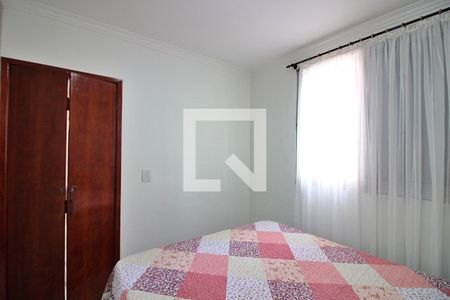 Quarto 1 de apartamento para alugar com 2 quartos, 50m² em Jardim Santa Cristina, Santo André