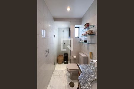 Apartamento à venda com 200m², 3 quartos e 3 vagasBanheiro da Suite 3