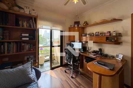 Apartamento à venda com 200m², 3 quartos e 3 vagasSuite 3