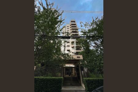 Apartamento à venda com 200m², 3 quartos e 3 vagasFachada