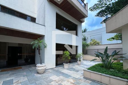 Apartamento à venda com 200m², 3 quartos e 3 vagasÁrea externa