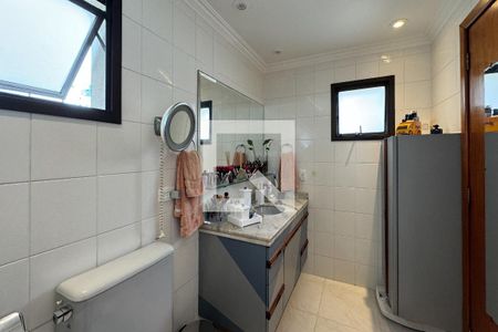 Apartamento à venda com 200m², 3 quartos e 3 vagasBanheiro da Suíte 1