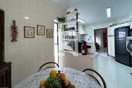 Apartamento à venda com 200m², 3 quartos e 3 vagasCopa