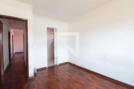 Casa para alugar com 90m², 4 quartos e 1 vagaSuite