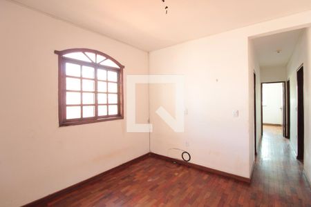 Casa para alugar com 90m², 4 quartos e 1 vagaSala