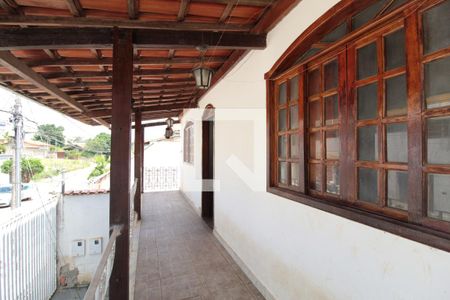 Casa para alugar com 90m², 4 quartos e 1 vagaVaranda