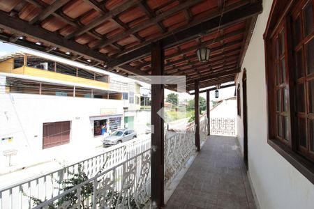 Casa para alugar com 90m², 4 quartos e 1 vagaVaranda
