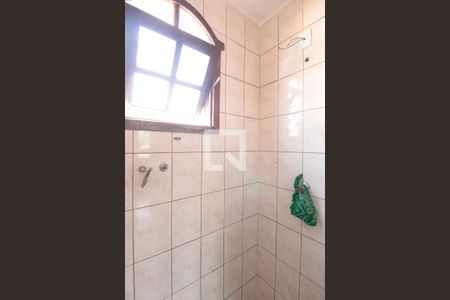 Casa para alugar com 90m², 4 quartos e 1 vagaBanheiro Social