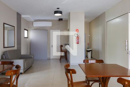 Apartamento à venda com 76m², 3 quartos e 2 vagasÁrea comum - Salão de festas
