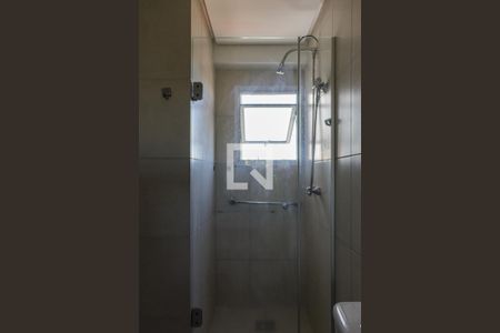 Banheiro da Suíte de apartamento à venda com 3 quartos, 76m² em Cristal, Porto Alegre