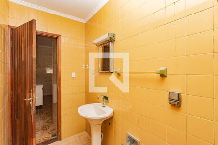 Casa à venda com 250m², 2 quartos e 4 vagasBanheiro