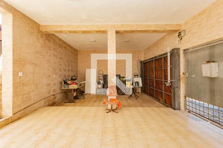 Casa à venda com 250m², 2 quartos e 4 vagasGaragem