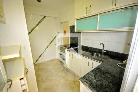 Apartamento à venda com 2 quartos, 60m² em Centro, Campinas