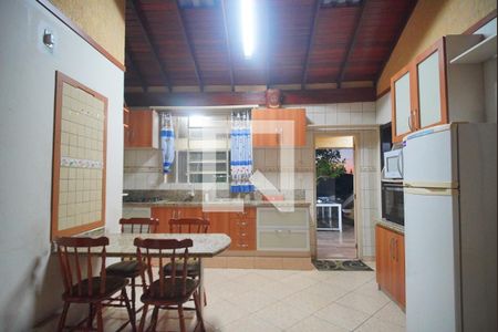 Cozinha de casa para alugar com 2 quartos, 150m² em Vicentina, São Leopoldo