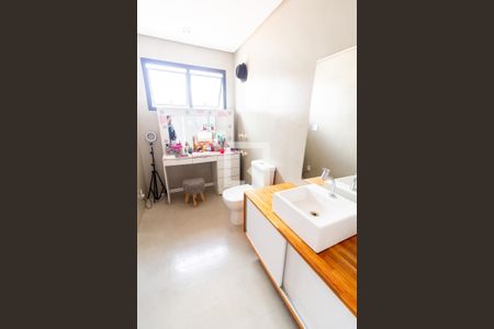 Apartamento à venda com 127m², 3 quartos e 2 vagasBanheiro 1