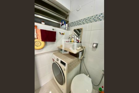 Banheiro de apartamento à venda com 1 quarto, 27m² em Flamengo, Rio de Janeiro