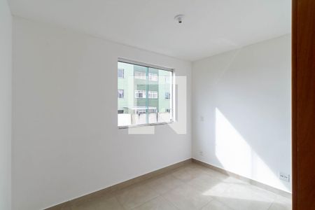 Quarto  de apartamento à venda com 2 quartos, 64m² em Cabral, Contagem