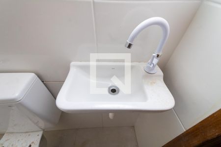 Casa para alugar com 70m², 1 quarto e sem vaga Casa para alugar com 70m², 1 quarto e sem vagaBanheiro