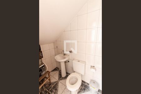 Casa à venda com 375m², 5 quartos e 2 vagasBanheiro de Serviço