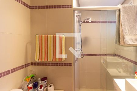 Apartamento à venda com 348m², 4 quartos e 4 vagas Apartamento à venda com 348m², 4 quartos e 4 vagasBanheiro do quarto 2