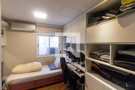 Apartamento à venda com 348m², 4 quartos e 4 vagas Apartamento à venda com 348m², 4 quartos e 4 vagasQuarto 3